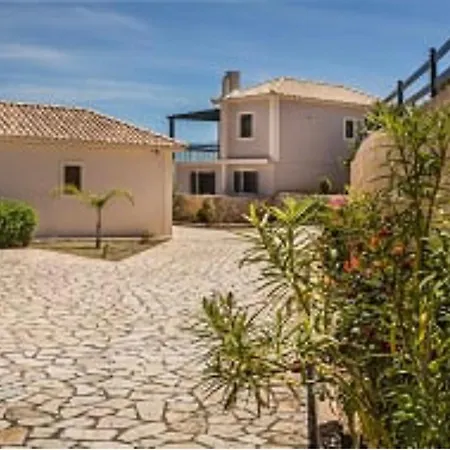 Vakantiehuis Peaceful House With An Awesome View *